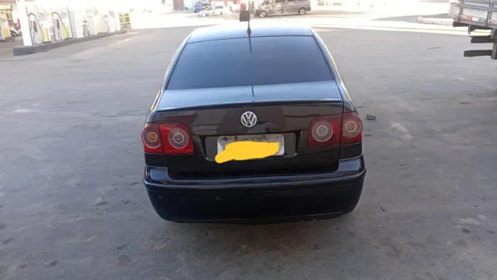 Volkswagen Polo Sed. Comfort. 1.6 MI Tot. Flex 8V 2009