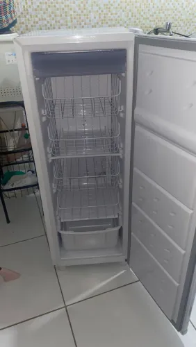 Freezer consul semi novo