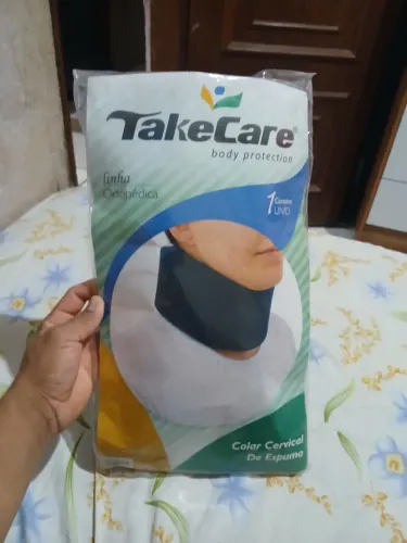 Colar cervical de espuma