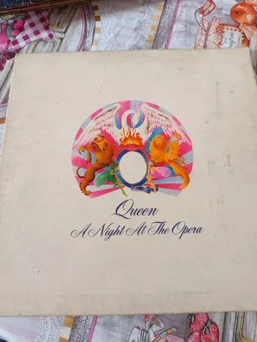 Disco Vinil Queen A Night At The Opera
