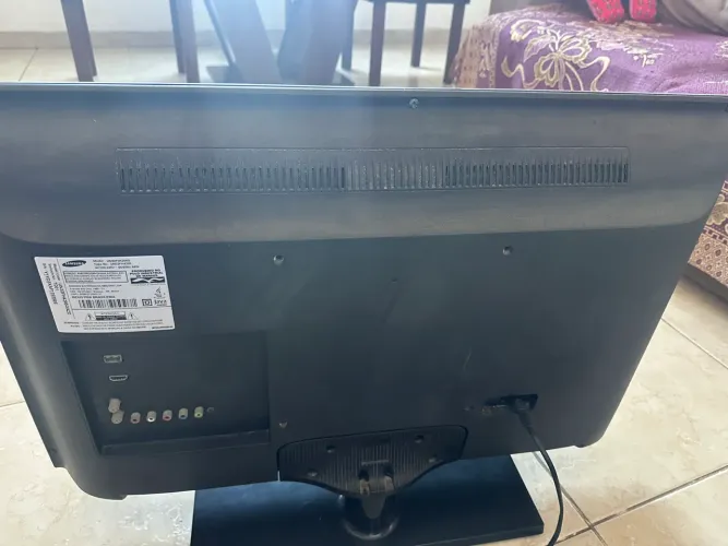 Tv Samsung TAM 32 lcd , ela liga mais não dá a imagem