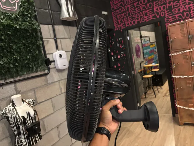 Ventilador de Parede Ventisol 50cm - Ótimo Estado