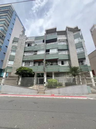 Pelegrine Aluga apt com 75m², 2 qt, suíte, elevador, 1vg e próximo à praia - Jardim Cambur
