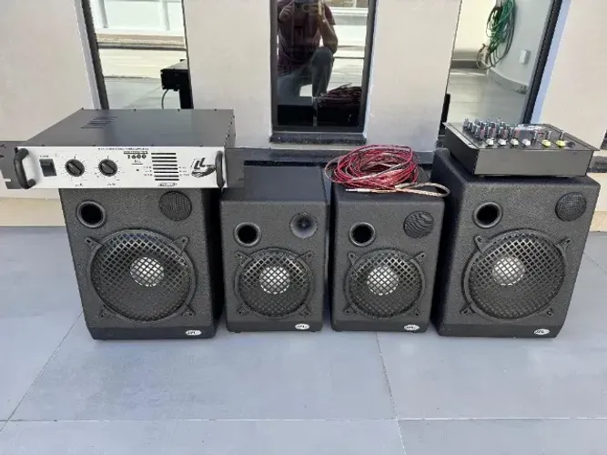 Sistema de Som Completo - Potência LL Prof. 1600 + Mesa LL Star 4 Canais + 4 Caixas JPL