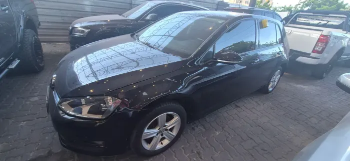 Volkswagen Golf Highline 1.4 TSI 140cv Aut. 2014