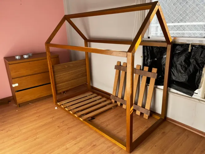 Cama montessoriana casinha Abracadbra