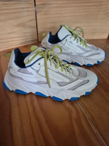 tênis chunky satinato branco 37