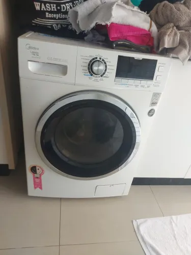 Maquina lava e seca Midea 11kg (Usada)