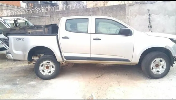 Sucata S10 2.8 diesel 2013 para retirada de peças