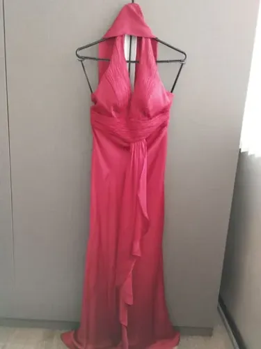 Vestido de festa com bojo tamanho P