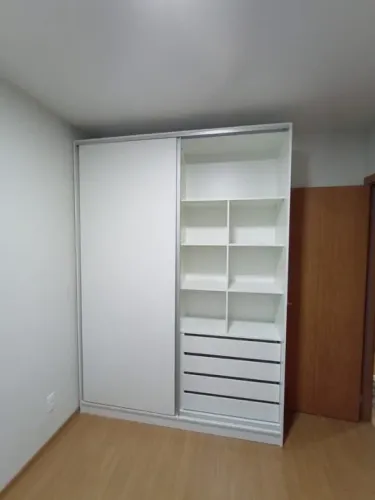 Roupeiro em 100%MDF 1,80M de largura 