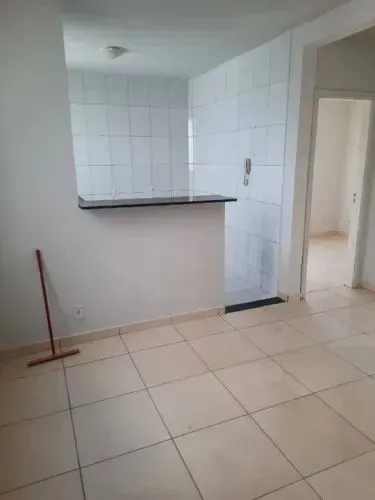 Casa simples parcela a venda no Itapoã 