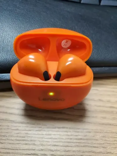 Fone de ouvido Bluetooth Lenovo TWS Cor Laranja Dragon Ball Compacto Bateria Longa duraçao