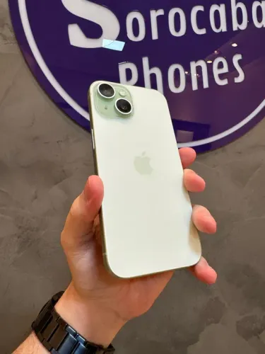 iPhone 15 Verde (128gb) - Seminovo