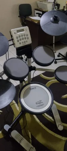 Vendo bateria Roland HD 3 
