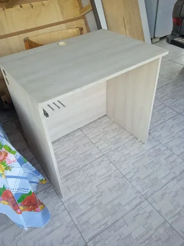 Bancada de cozinha medindo 0.80cm de largura