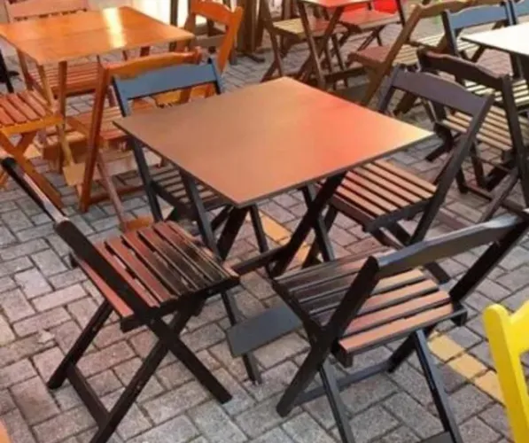 MESA DOBRAVEL