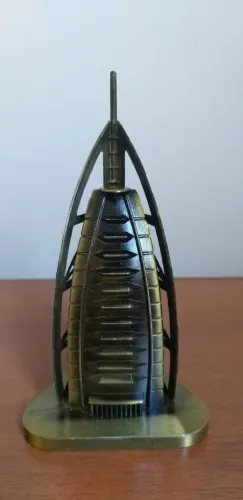 Miniatura Burj Al Arab (Decoração para casa ou escritório)