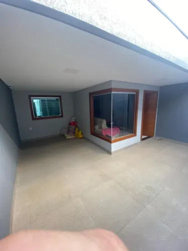 Vendo Casa com Acabamentos Premium no bairro Das Indústrias