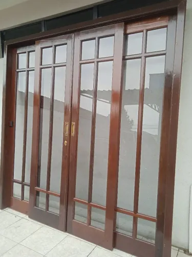 Porta Janela de madeira itaúba 