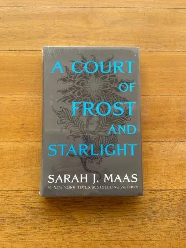 Livro A Court of Frost and Starlight - Sarah J. Maas | Capa Dura Inglês Lacrado