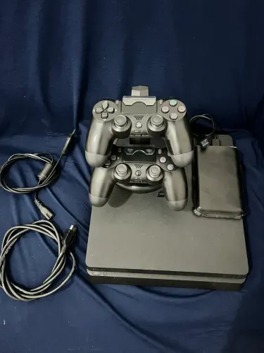 PlayStation 4 1TB