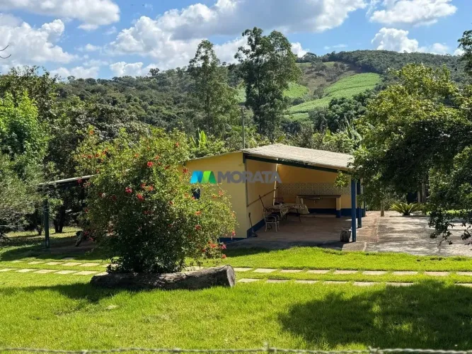 FAZENDA À VENDA - 106 HECTARES - ONÇA DE PITANGUI (MG)