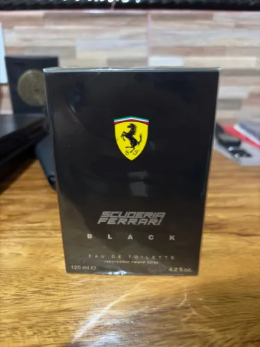 Perfume Scuderia Ferrari Black Eau de Toilette 125ml