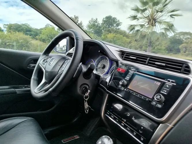 Honda City Sedan EXL 1.5 Flex 16V 4P Aut. 2015