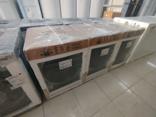 Máquina de Lavar e secar 11/7kg - Nova - Promoção