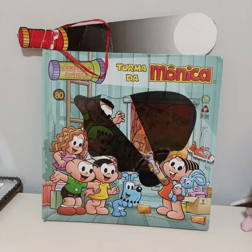 Livro turma da Monica lanterna curiosa