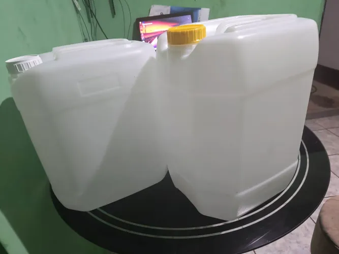 Galão 20 litros limpo (2 por R$ 30,00)