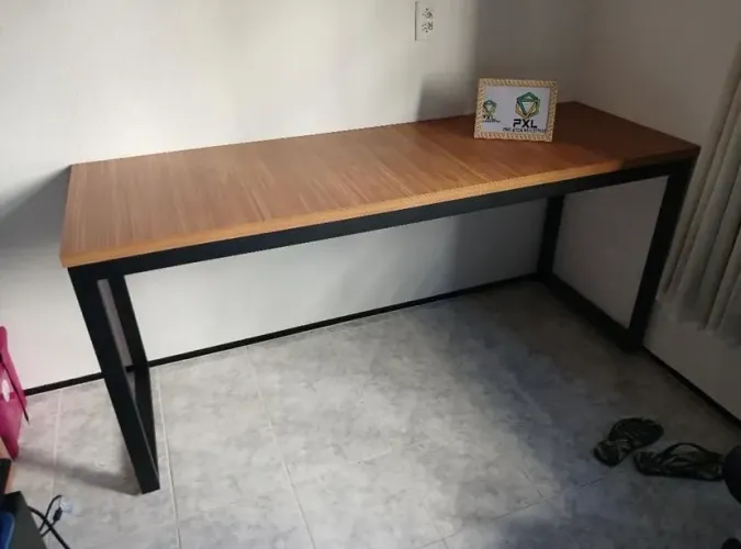 Escrivaninha industrial reforçada