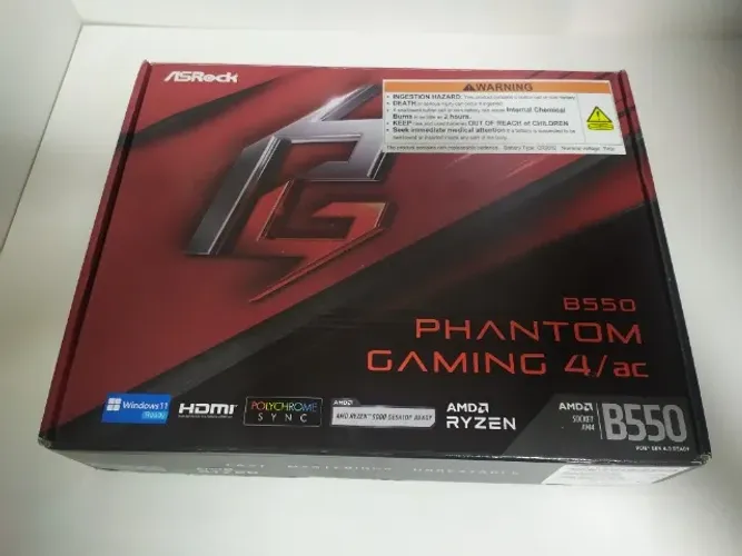 Placa Mãe Asrock B550 Phantom Gaming 4 / Ac Ddr4 Am4 Atx M.2 Nvme Hdmi 90-mxbdz0-a0uayaz