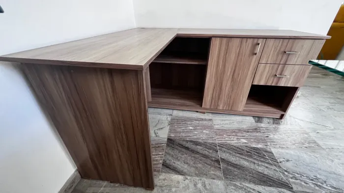 Birô em L, para escritórios, Aracaju-Se