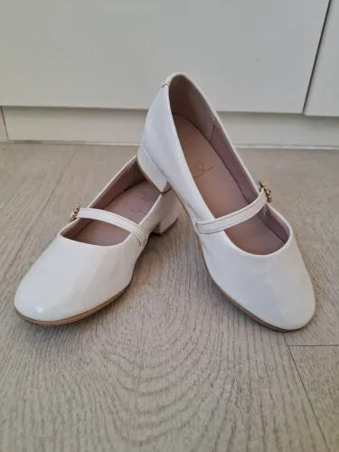 Sapato infantil de saltinho, estilo boneca, branco
