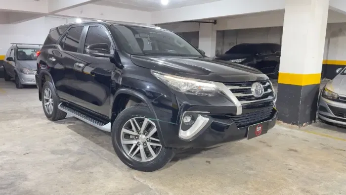 Toyota Hilux SW4 SRX 4X4 2.8 TDI 16V Dies. Aut. 2018