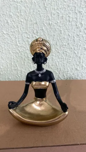 PEÇA DECORATIVA MEDITAÇÃO AFRIACANA