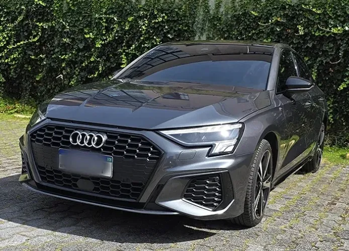 Audi a3 2.0 black performance 2023