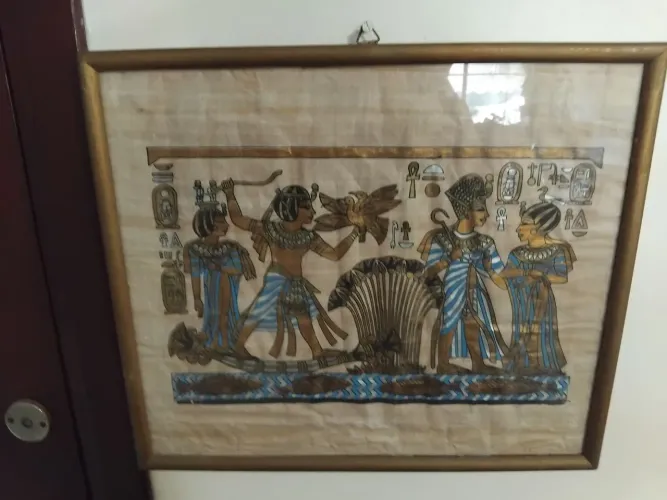 Quadro impresso em papiro, com deuses egípcios