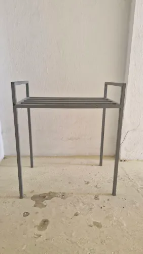 Cavalete de metal