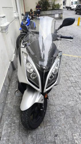 Downtown 300i, entrada 10 mil saldo em 10 x 1.000,00 no cartao