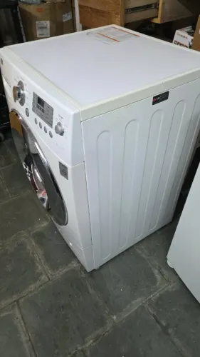 Lava e Seca LG 8,5kg - 110V