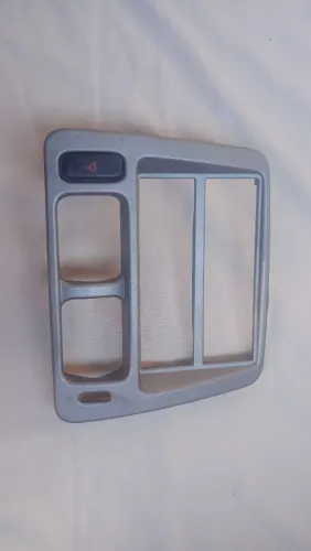 Moldura de rádio Mitsubishi TR4 