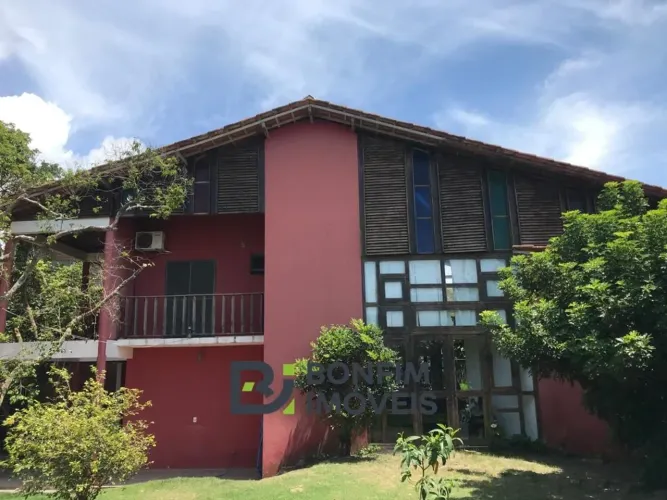 Casa com 5 Suítes  1.800 m² de área total | Bairro Pôr do Sol  Mucuri, Bahia