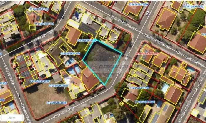 Terreno à venda, 836 m² por R$ 650.000 - Jardim Califórnia - Cuiabá/Mato Grosso