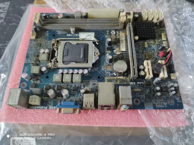 placa-mãe ECS H61H2-M17. Com Defeito 