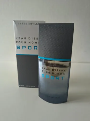 Perfume (EdT) Issey Miyake - L'Eau d'Issey Pour Homme Sport 100 ml (usado)
