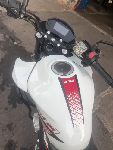 Vendo cb Twister 2022 