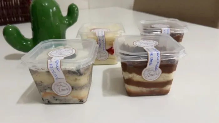 Vendo bolo de pote 250g varios sabores .